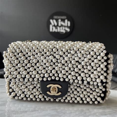 chanel mini 19s